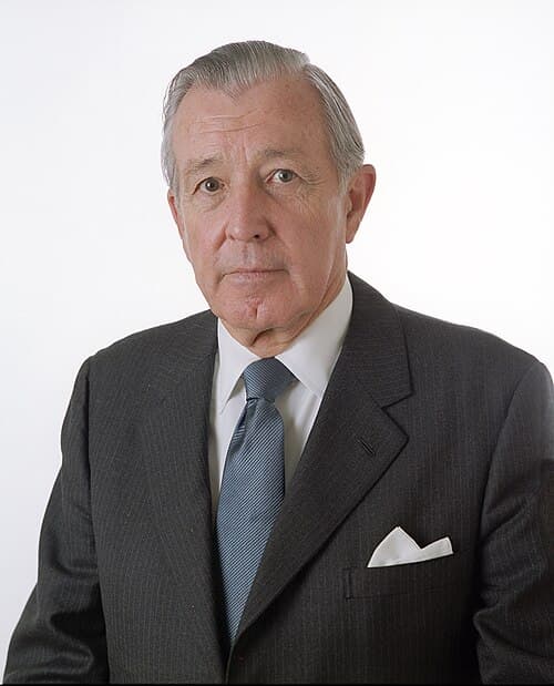 Donald Regan, portrait